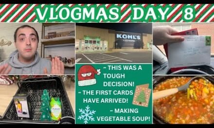 THIS WAS A TOUGH DECISION! ~ THE FIRST CARDS HAVE ARRIVED! ~ MAKING VEGETABLE SOUP ~ VLOGMAS DAY 8