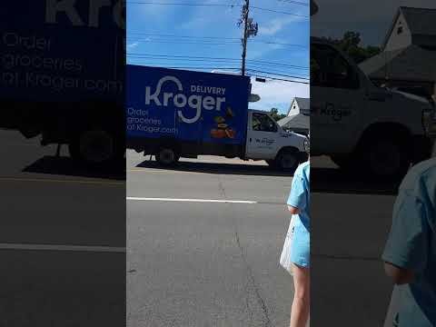 Kroger Delivery at Memorial Day Parade #Kroger #shorts #krogerdeals
