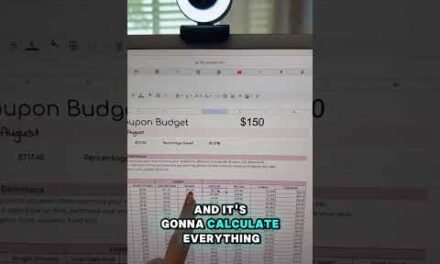 Watch your savings snowball! This is the easiest way to save money for the holidays coming up