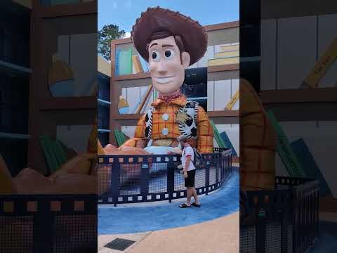 Disney Day 1: Exploring All Star Movies Resort #disney #disneyworld