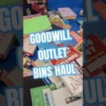 Book Shopping at the Goodwill Outlet Bins #goodwill #goodwilloutlet #goodwillbins #goodwillhaul