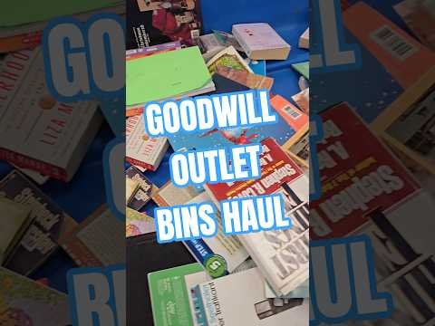 Book Shopping at the Goodwill Outlet Bins #goodwill #goodwilloutlet #goodwillbins #goodwillhaul